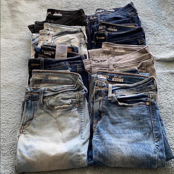 Denizens from Levi’s Low Rise Jeggings - Picture 2 of 15